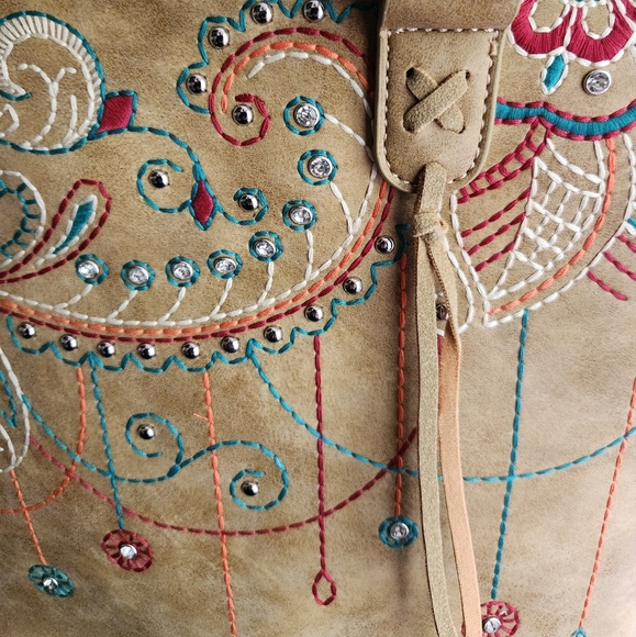 NWT American Bling Embroidered Concealed Tote & Matching Wallet - Picture 5 of 14